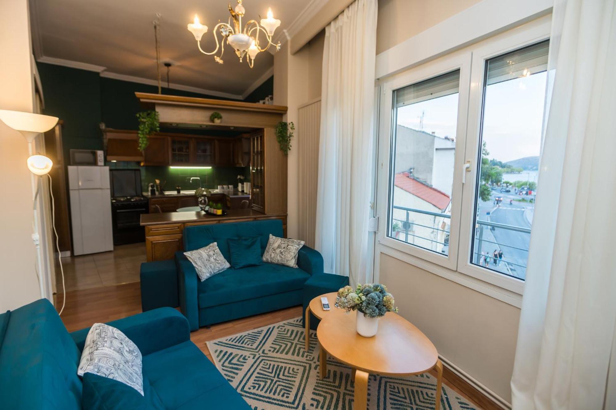 Corner House Apartment Kastoria Exterior photo